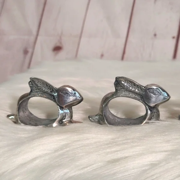 Vintage Pewter Silver Tone Rabbit Bunny Napkin Ring Set of Four Witchy Easter - Picture 13 of 17